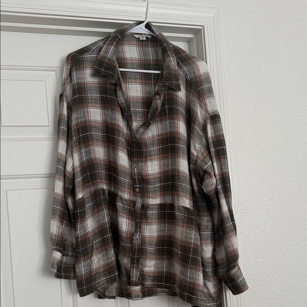 American Eagle Outfitters Brown Plaid Button-Down Shirt